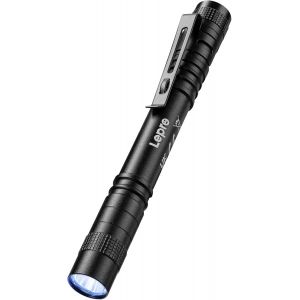 Sjzg-Lampe Uv, Lampe Torche Uv 365nm Led Lumi&egrave;re Noire Ultraviolet D&eacute;tecteur Pour Traceurs Fluorescents Chien Chat Tapis D&eacute;tecteur Urine Scorpion V&eacute;rifie L'argent, 2 Piles Aaa (Non Incluses) - Neuf