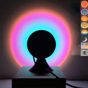 Une Lampe Avec Le Coucher De Soleil Dans Le Modèle, Lampe, Coucher De Soleil, Coucher De Soleil De Lampe De Projection, Projection De Lampe Led Usb Rotative À 360°, Lampe Fluorescente, Lampe De Nuit - Neuf
