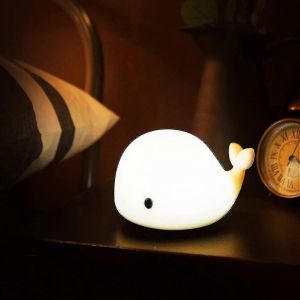 Jolie Veilleuse Baleine Pour Les Enfants,Veilleuse De Bébé Kawaii Avec 7 Couleurs Led Changeantes,Infirmière De Contrôle Du Robinet - Neuf