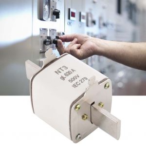 Fusible a lame ceramique NT3/RT16-3 500 V 630 A pour protection des equipements electriques - Neuf