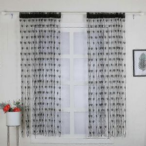 2 rideaux d&eacute;coratifs en forme de c?ur pour fen&ecirc;tre ou chambre - Neuf