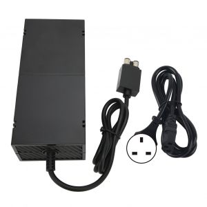 Adaptateur Secteur Universel Pour Console De Jeu Xbox One Avec Cordon D'alimentation 100-240 V (Prise Britannique) - Neuf