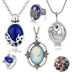 Kahfl-Uoyu The Vampire Diaries Lot De 25 Colliers Avec Pendentif En Forme De Tête De Salvatore Damon Stefan Et Bague De Famille,Zinc,Pas De Gemme - Neuf