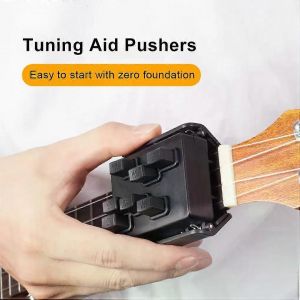 Ukul&eacute;l&eacute; Guitare Chord Trainer Avec 7 Boutons Outil D'aide &Agrave; L'apprentissage De La Guitare Pour Les Personnes Dont Les Doigts Font Mal &Agrave; Cause Des Cordes De Guitare - Neuf