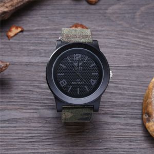 Montres A Quartz Analogiques Tendance Avec Cadran En Verre Et Bracelet Camouflage (Noir) - Neuf
