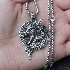 Amazon Men S Collier Pendentif En Acier Titane Vintage Nordique Viking Collier Pendentif Tête De Loup Collier De Quille En Acier Inoxydable - Neuf