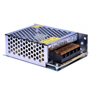 Transformateur Adaptateur Alimentation 12V 5 ampères pour bande LED stabilisée 220 V 60 W - Neuf