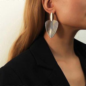 Grandes Feuilles Ridées Exagérées Boucles D'oreilles Pour Femmes Boucles D'oreilles En Métal À La Mode Accessoires Bijoux Vintage Artistiques Cadeaux - Neuf