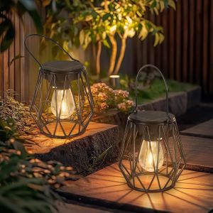 Lanterne Solaire Exterieur Jardin, 2 Pièces Lanternes Solaires Suspendues Forme De La Diamant, Ip65 Étanche Lampes Solaires Led Blanc Chaudpour Cour Pelouse Terrasse Balcon - Neuf