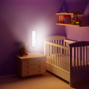 Veilleuse Led Avec Détecteur De Mouvement, Lampe De Placard Rechargeable Par Usb, Veilleuse Intérieure Autocollante Avec Aimant Et Tampon Adhésif 3m Pour Chambre À Coucher, Armoire, Couloir, Cuisine - Neuf