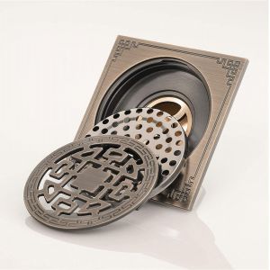 Drain de Douche Carr&eacute; en Acier Inoxydable 304, &Eacute;vacuation Salle de Bain Antid&eacute;rapant avec Finition Bross&eacute;e, Design Inclin&eacute; pour &Eacute;coulement Optimal, Id&eacute;al pour Salle de Bain, Cuisine ou Garage - Neuf