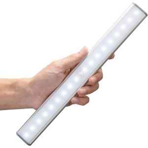 Lampe Murale &Agrave; 18 Led - Rechargeable - Usb - D&eacute;tecteur De Mouvement Avec Capteur - Avec Interrupteur - Lumi&egrave;re Portable - Veilleuse - Sans C&acirc;ble - Magn&eacute;tique - Barre Lumineuse (Argent&eacute;) - Neuf