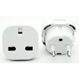 CABLING&reg; Adaptateur prise anglaise femelle vers prise francaise m&acirc;le - Neuf