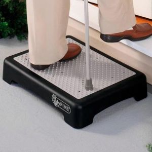 Marchepied Exterieur Antiderapant Pour Personnes Agees Et Handicapees - Neuf