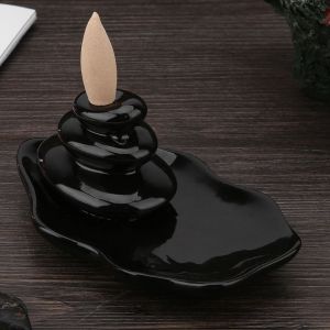 Bruleur d'encens a refoulement en ceramique emaillee noire pour salon de the - Neuf