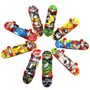 Finger Skateboard Set, Mini Finger Skateboards, Creative Gift - Neuf