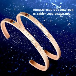 1 Paire/Ensemble De Bracelets Ouverts En Acier Titane Avec Lettres Et Strass (Or Rose) - Neuf