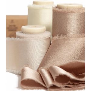 Ruban De Satin Soyeux Champagne & Crème & Beige 3,8 Cm X 13,7 M, Rubans En Tissu À Franges Faits À La Main Pour L'emballage De Cadeaux, Les Décorations Festives, Les Bouquets De Mariées - Neuf