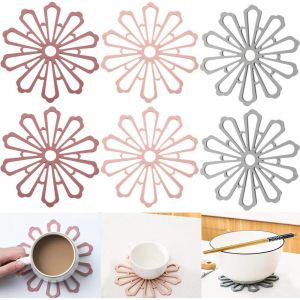 15 &eacute;cussons en tissu brod&eacute;s repr&eacute;sentant des chats de dessin anim&eacute; - Neuf