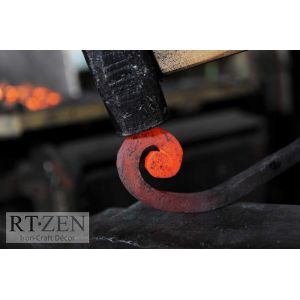 KALANKA-Lot de 2 crochets en forme de tourbillon pour plantes ¿ Décoration murale en fer forgé à la main ¿ Pour intérieur ou extérieur ¿ Support de plantes à suspendre pour mangeoires à oiseaux, - Neuf