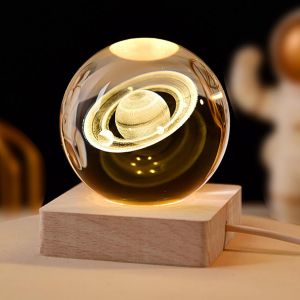 Kalsw-Veilleuse Boule De Cristal 3d,Usb 6cm Lampe De Nuit Boule De Verre Avec Base En Bois,Lampe Boule De Cristal Lumineuse,Boule De Cristal De Décoration D'intérieur,Cadeau De Anniversaire ¿Saturne¿ - Neuf