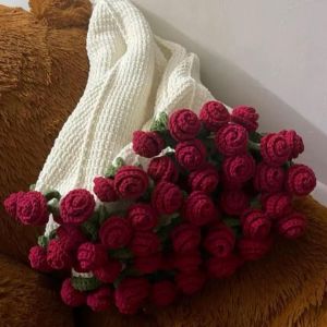 Couverture En Crochet Avec Bouquet De Roses Et Fleurs, Faite À La Main, Pour La Décoration Intérieure. (D) - Neuf