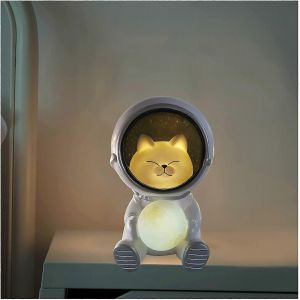 Lampe De Nuit À Lumière Led De Vie Pour Chambre D'enfants Mignon En Forme D'animal De Compagnie Spaceman Kawaii Cadeau D'anniversaire Pour Frite De Famille - Neuf