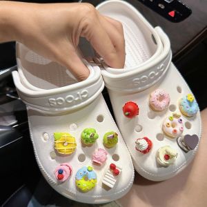 Lot De 14 Breloques Crocodiles Pour Chaussures, En Forme De Beignet, Pour Adolescents Et Hommes - Neuf