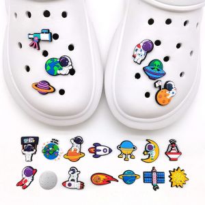 Lot De 20 Décorations 3d Pour Sabots Et Sandales (Série Astronaute), Breloques Pour Chaussures - Neuf