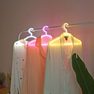 1 lampe de nuit LED USB compatible avec la décoration murale de la chambre à coucher, lumière rose - Neuf
