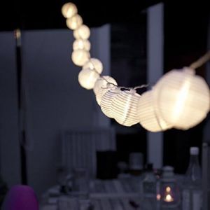 AIOU-Guirlande Lumineuse Lampions 3,2M 20 Led Lanterne Blanche Guirlande À Pile Décoraion Jardin Exterieur Pour Jardin,Balcon,Terrasse,Arbres,Mariages,Fêtes,Noël - Neuf