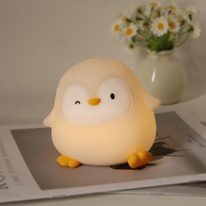 Veilleuse En Silicone Pingouin Pour Enfants &iquest; Lampe Led Souple Au Toucher, Rechargeable Par Usb Et Longue Batterie &iquest; D&eacute;coration D'hiver Mignonne Pour Chambre D'enfant Et Cadeaux - Neuf