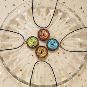 4pcs Vent Cire Ligne Devil's Eye Pull Cha&icirc;ne R&eacute;tro Punk Temps Pierres Pr&eacute;cieuses Oeil Collier Pendentif En Bois - Neuf