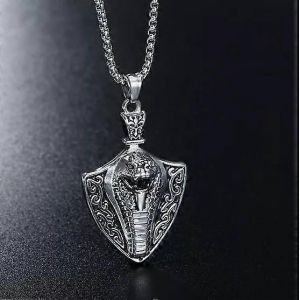Hip Hop Européen Yeux Roi Serpent Skite Pendentif Collier Personnalité Punk Titane Acier Hommes S Collier Casting Ornement - Neuf