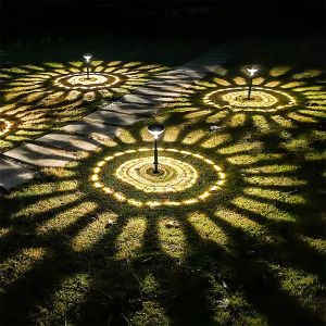 Lot De 4 Lampes Solaires De Jardin &Agrave; Couleurs Changeantes Pour La D&eacute;coration Ext&eacute;rieure De Votre All&eacute;e Ou Jardin. - Neuf