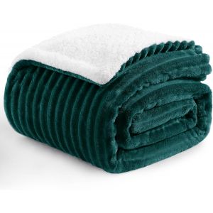Ulteronixshop-Couverture Polaire Sherpa 150x200cm Vert Fonc&eacute;, Couverture en Flanelle &eacute;paisse Couche et Confortable, Plaid Canape Fourrure Jet&eacute; de Canap&eacute; et aux Lits Chaude et Douce pour l'hiver &Eacute;pais - Neuf