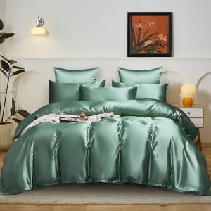 Parure De Lit 3 Pi&egrave;ces En Satin 200 X 200 Cm - Vert Herbe Uni - Brillant Et Lisse - Avec Housse De Couette Et 2 Taies D'oreiller De 80 X 80 Cm - En Soie Douce Et Soyeuse - Neuf