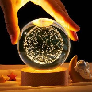 Veilleuse En Forme De Constellation En Forme De Boule De Cristal ¿ Lampe Led En Verre Hologramme Décorative En Forme De Planètes Comme Cadeau Pour Enfants, Adolescents, Garçons Et Filles (60 Mm - Neuf