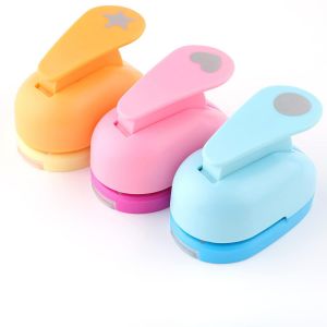 Chenquansarl-Lot De 3 Perforatrices Pour Loisirs Créatifs, Papier Créatif, C?Ur, Étoile Et Cercle, Pour Travaux Manuels, Scrapbooking Et Cartes (Couleurs Aléatoires) - Neuf