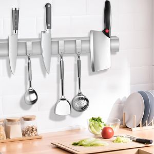 JEXNOVASHOP-Barre magn&eacute;tique pour couteaux avec 3 crochets et tapis antid&eacute;rapant - Porte-couteaux magn&eacute;tique en acier inoxydable - Pour ustensiles de cuisine ou outils - 40 cm - Neuf