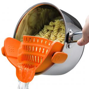 (Orange)De Silicone De La Pendaison De Cuisine Passoire, La Farine Tamis À Maille Fine Poignée De Poudre, De La Pâtisserie, Draineur, Les Nouilles, Le Riz, Les Sauces, Le Filtre Sur La Poignée Du Bol - Neuf