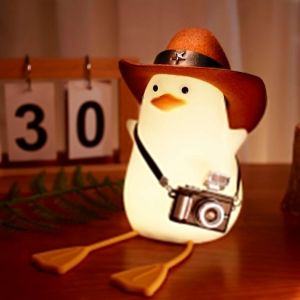 Kuwl-Veilleuse En Forme De Canard De Cowboy, Jolie Lumière De Canard Avec Chapeau De Cowboy, Mini Appareil Photo, Couleur Chaude, Cadeau D'anniversaire, De Noël, De Baptême Pour Bébés, Filles Et Garç - Neuf