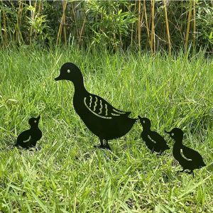 Lot de 4 piquets de jardin d&eacute;coratifs en m&eacute;tal en forme de canard, en forme d'animal, pour pelouse ext&eacute;rieure - Neuf