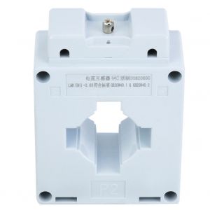 Transformateur de courant BH-0.66 40¿Õ avec support en plastique anti-flamme, 0,66 kV, 0,5 5-3,75 VA (400/5), 3 pieces - Neuf