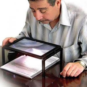 Grande Loupe 3x mains libres pleine page loupe de format A4 avec lumière LED pour lecture - Neuf