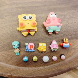 Lot De 12 Décorations 3d Pour Sabots Et Sandales (Bob L'éponge), Breloques Pour Chaussures, Découpées - Neuf