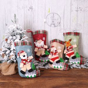 4 morceaux de Nouvelles d&eacute;corations de No&euml;l &agrave; carreaux linge de danse de la poup&eacute;e - Neuf