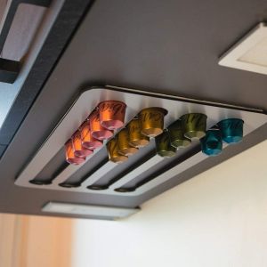 CMWS-® ¿ Support, Rangement pour capsules, dosettes de Café ¿ Adhésif ¿ Compatible Nespresso Classique ¿ Aluminium composite argenté - Neuf