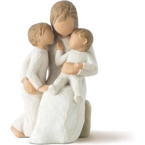 Une famille de trois personnes, chambre moderne, décoration de la chambre, p - Neuf