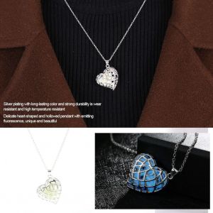 Collier Chaine En Alliage Tendance Avec Pendentif Fluorescent En Forme De Cour Creux Bleu - Neuf